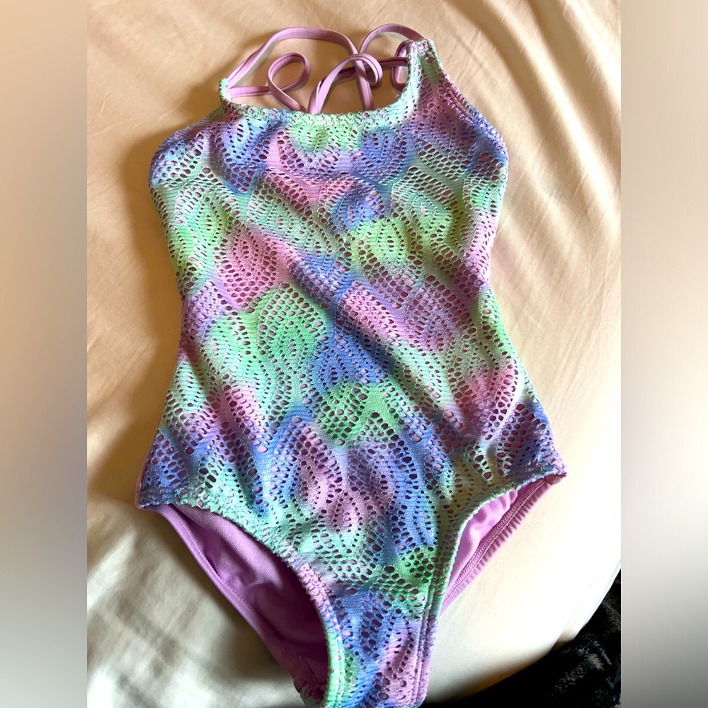 Unicorn 1-piece swimsuit for Girls. Size XS. Pre loved